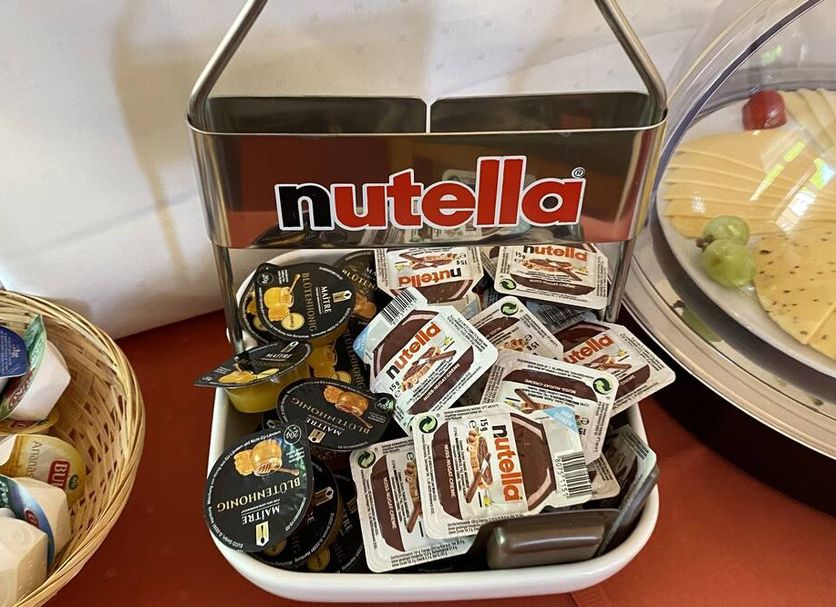 Buffet Photo