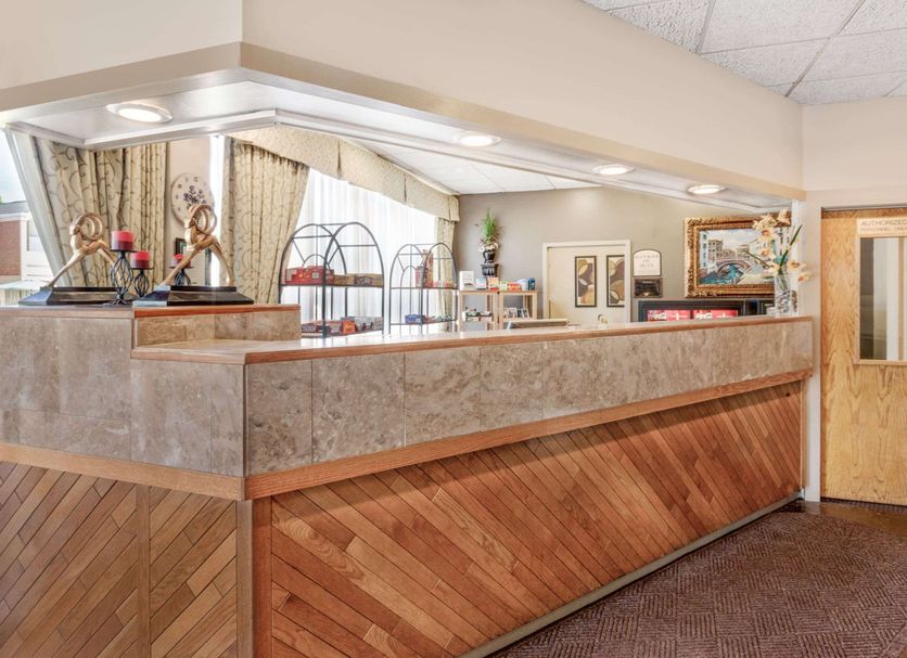 Front desk Photo
