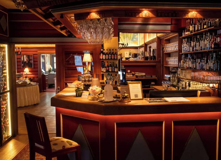 Bar Photo