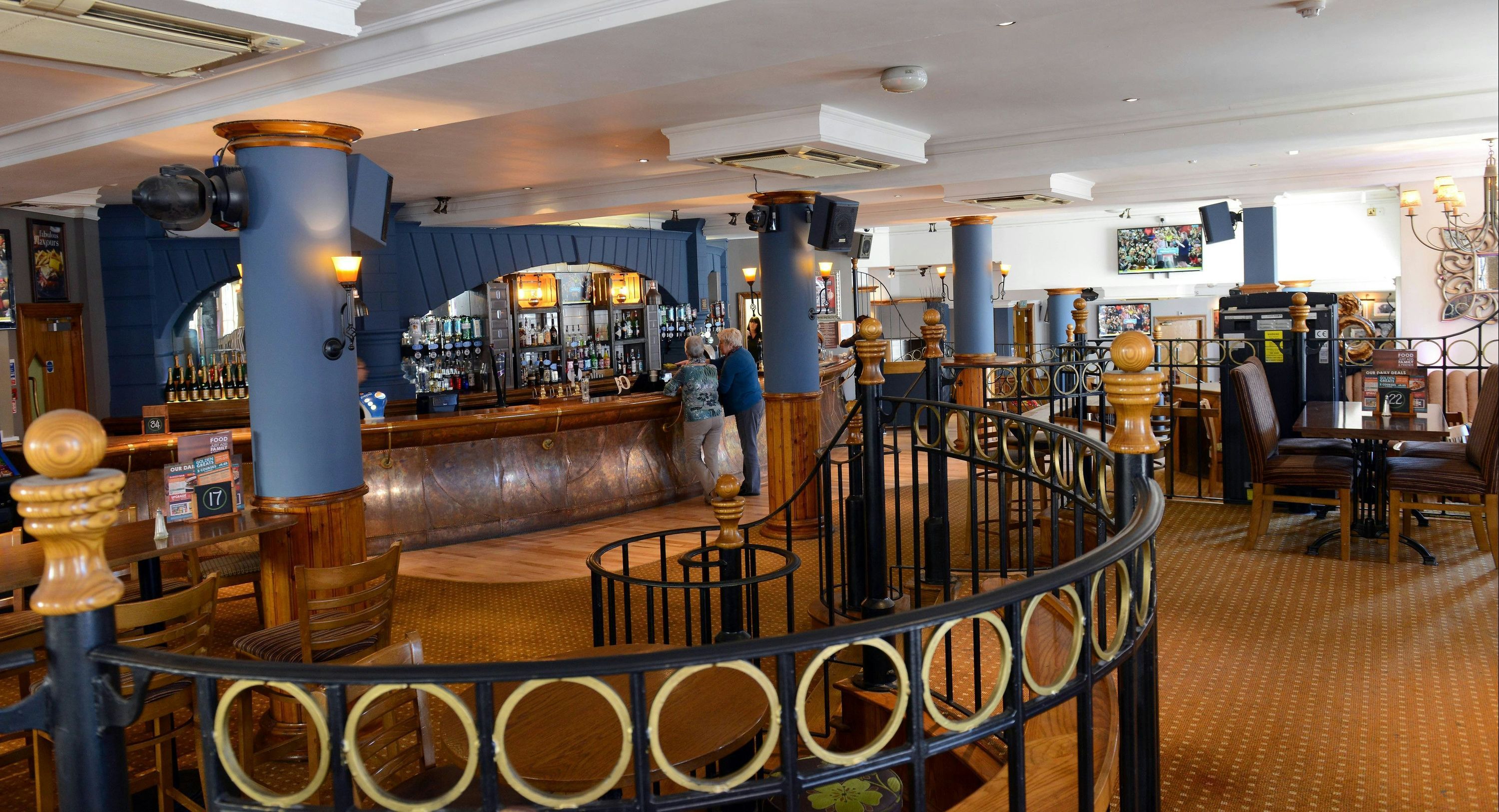 Bar