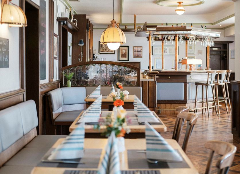 Restaurant Photo