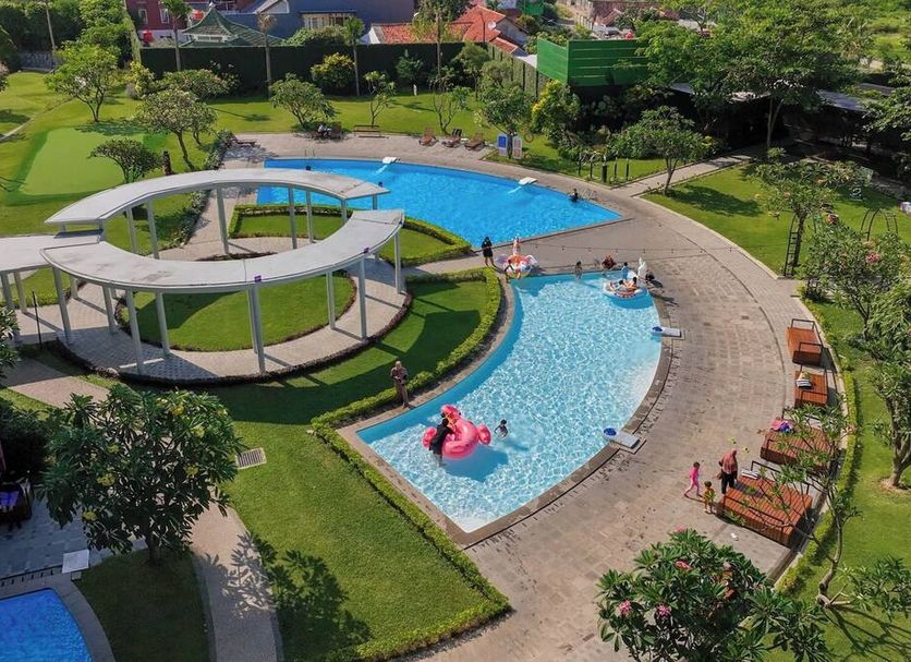 Pool Photo