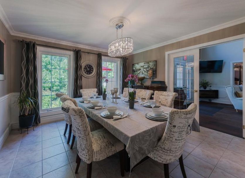 Dining room Photo