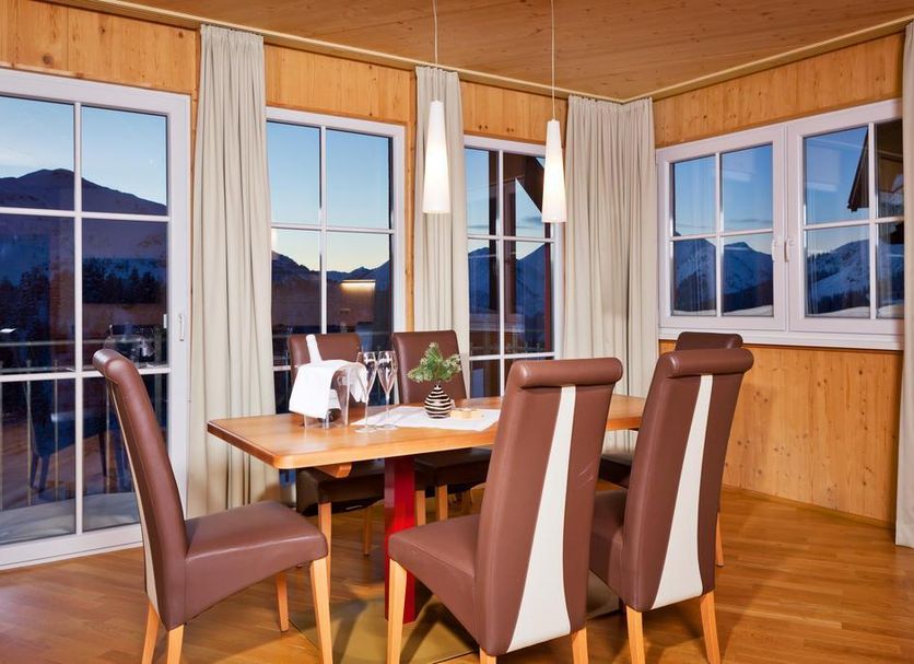 Dining room Photo