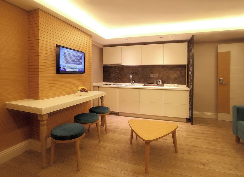 Kitchen Photo