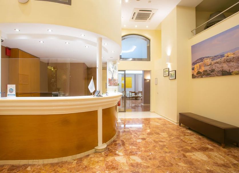 Front desk Photo