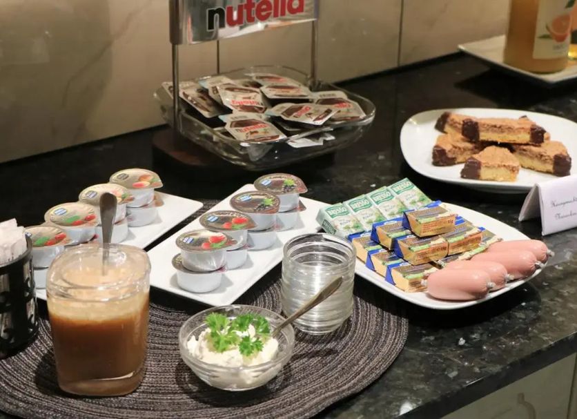 Buffet Photo