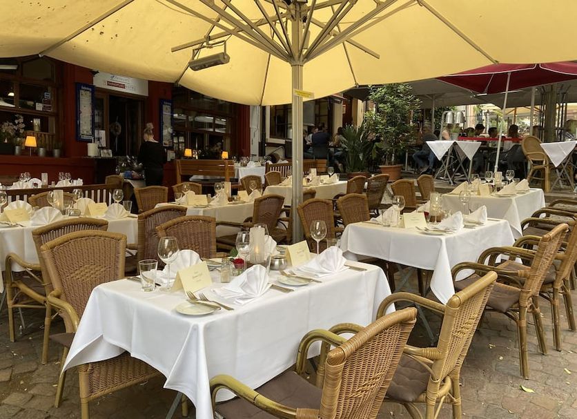 Restaurant Photo