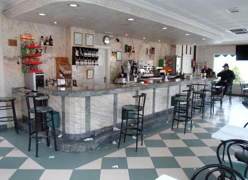 Bar Photo