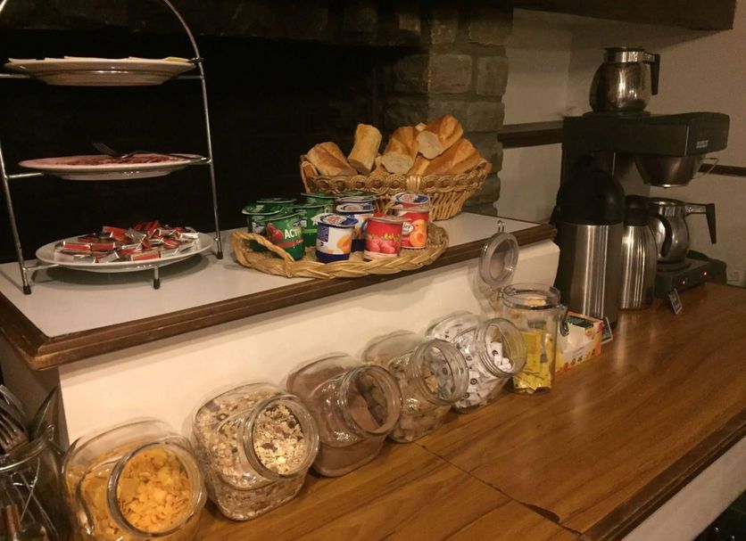 Buffet Photo