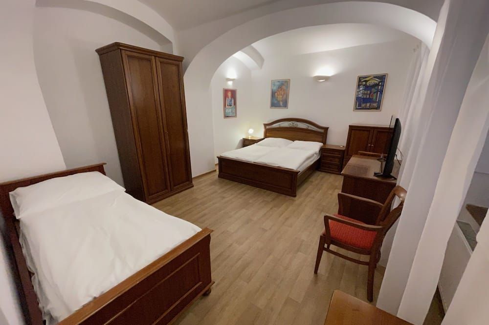 Hostel Little Quarter