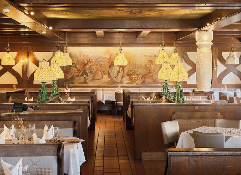 Restaurant Photo