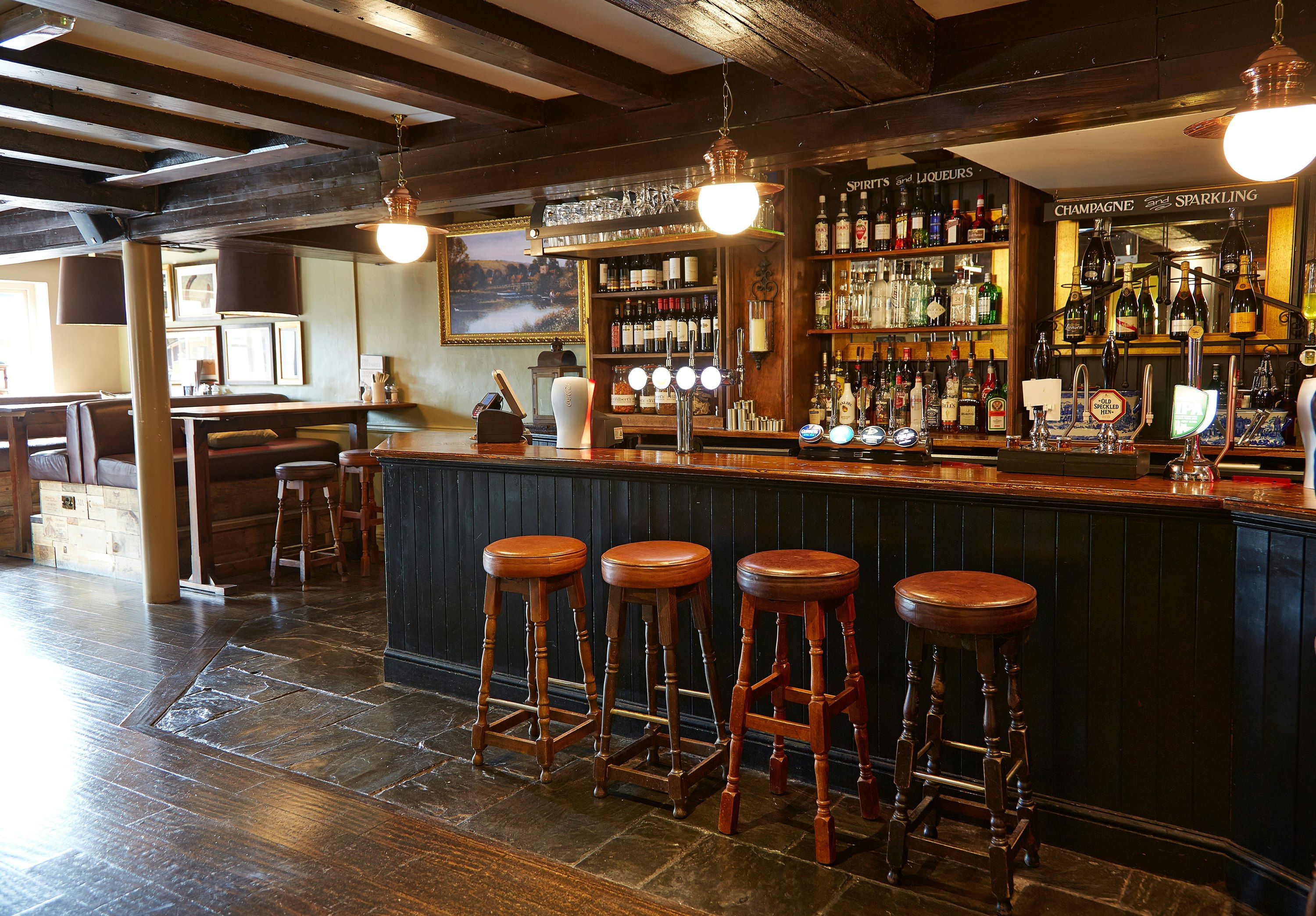 Bar