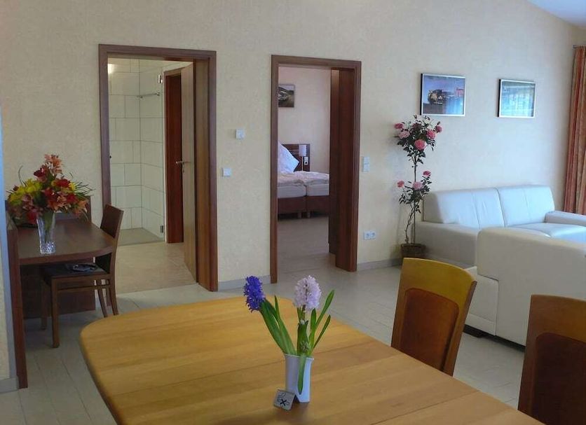 Dining room Photo