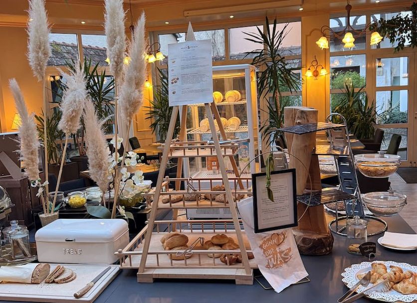 Buffet Photo