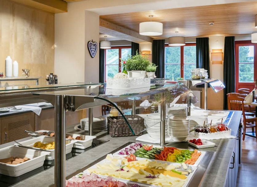 Buffet Photo