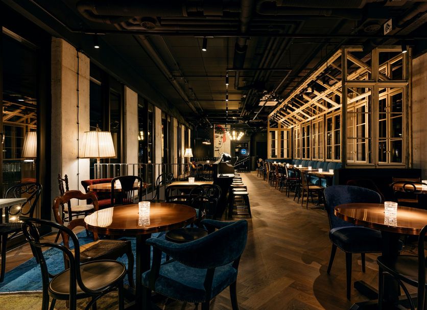 Restaurant Photo