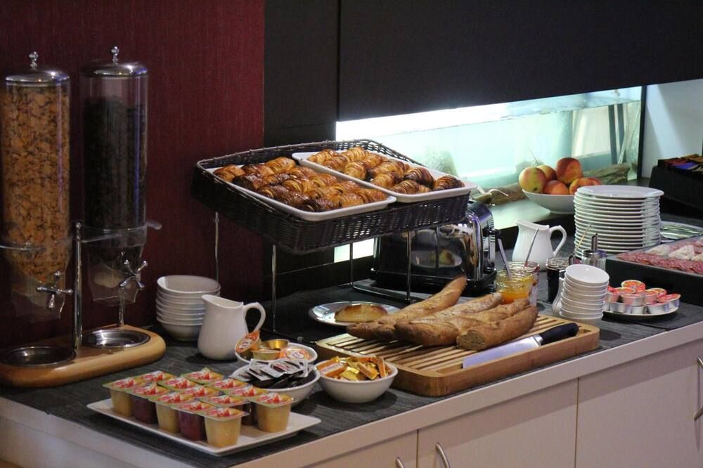 Buffet Photo