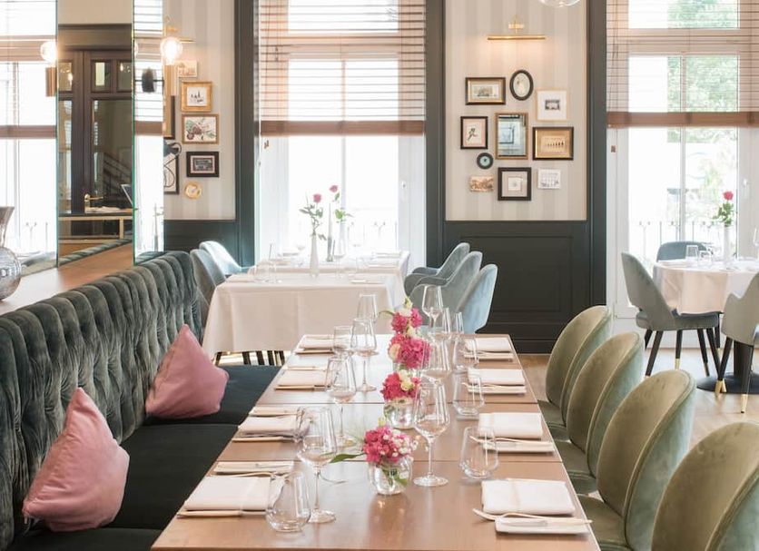 Restaurant Photo