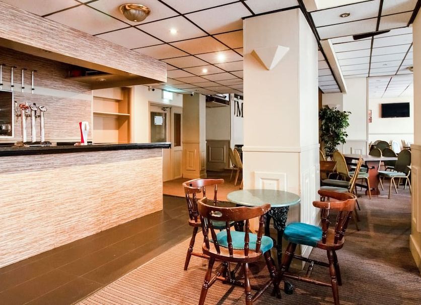 Bar Photo