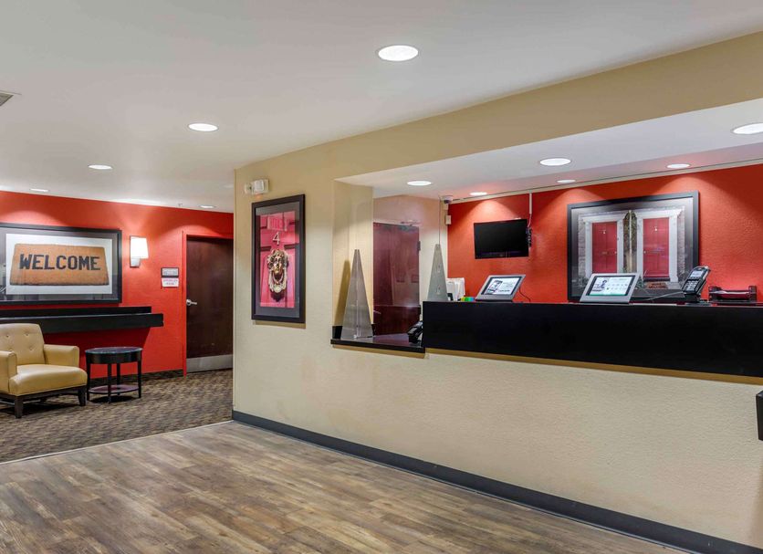 Front desk Photo