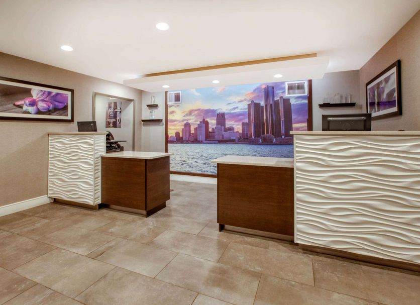 Front desk Photo
