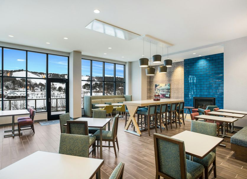 Restaurant Photo