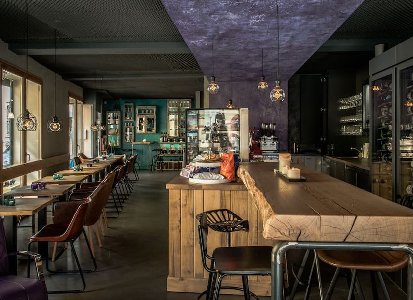 Bar Photo