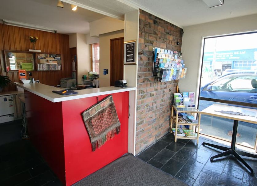 Front desk Photo