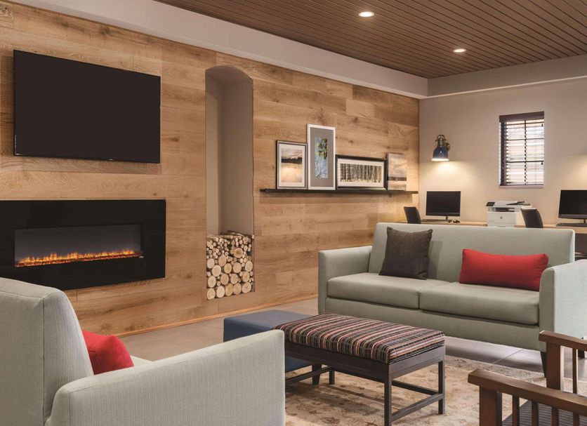 Lounge Photo