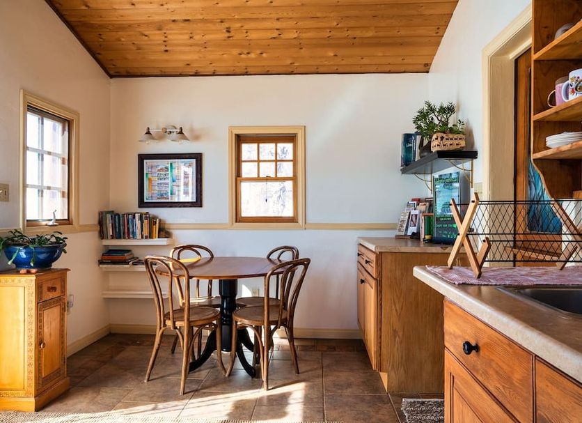Dining room Photo