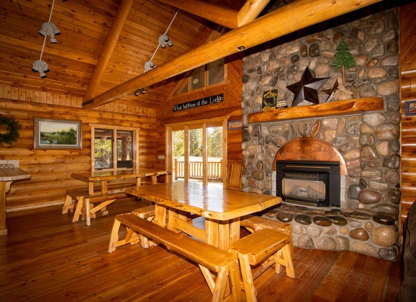 Dining room Photo