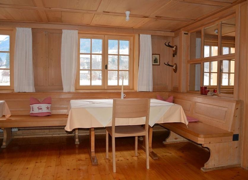 Dining room Photo