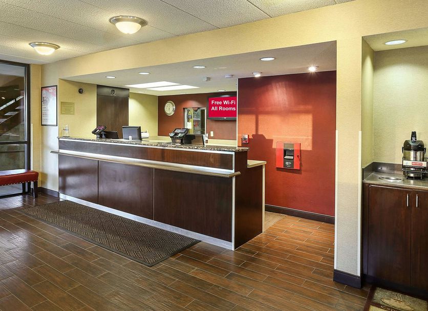 Front desk Photo