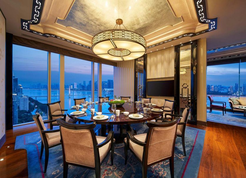 Dining room Photo