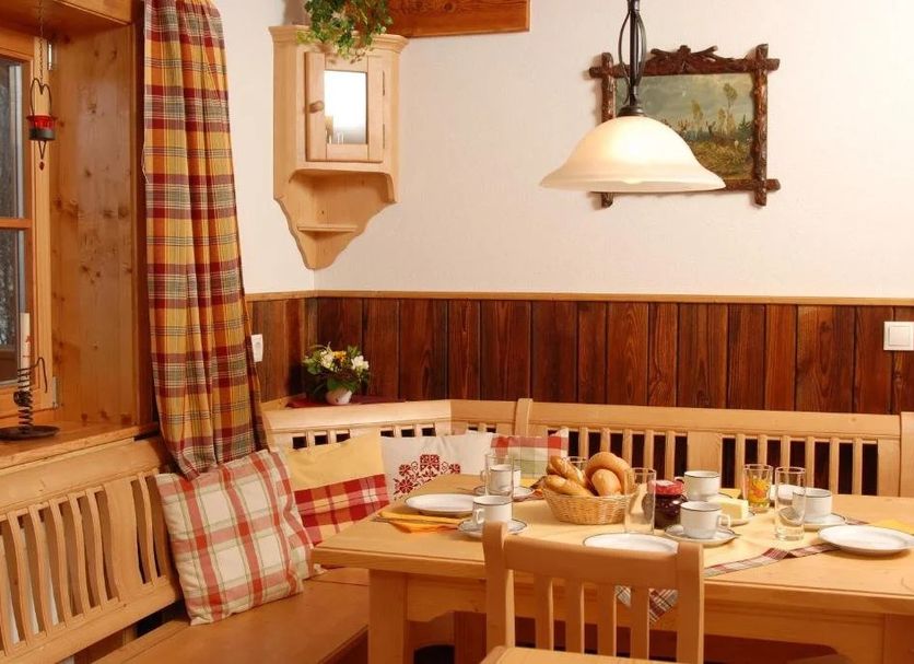 Dining room Photo