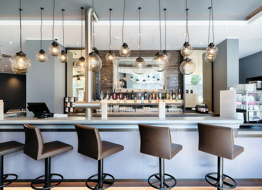 Bar Photo