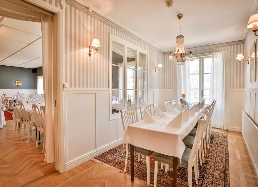 Dining room Photo