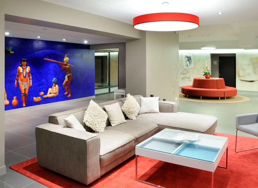 Lounge Photo
