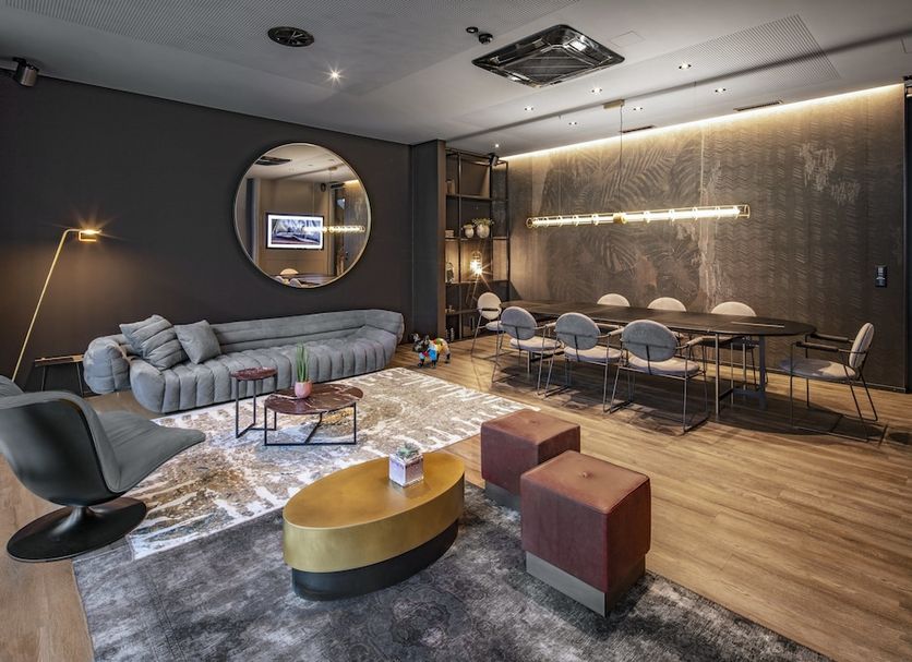 Lounge Photo