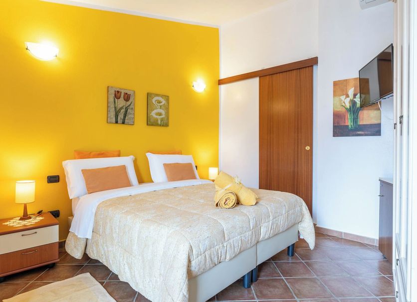 Bedroom Photo
