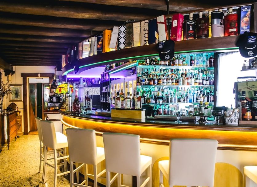 Bar Photo