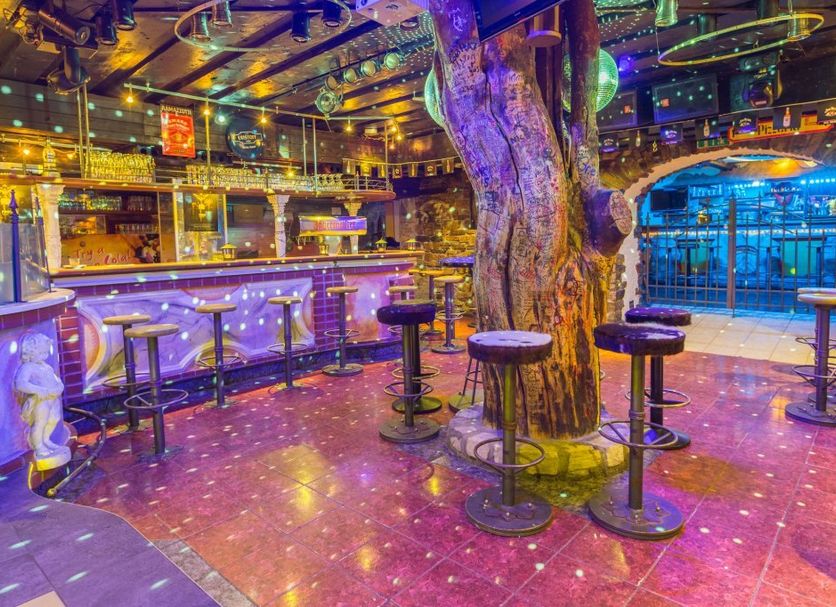 Bar Photo