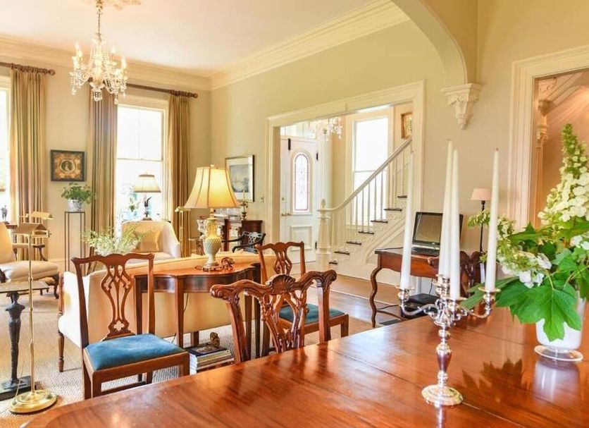 Dining room Photo