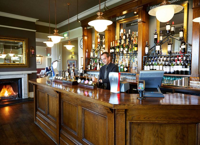 Bar Photo