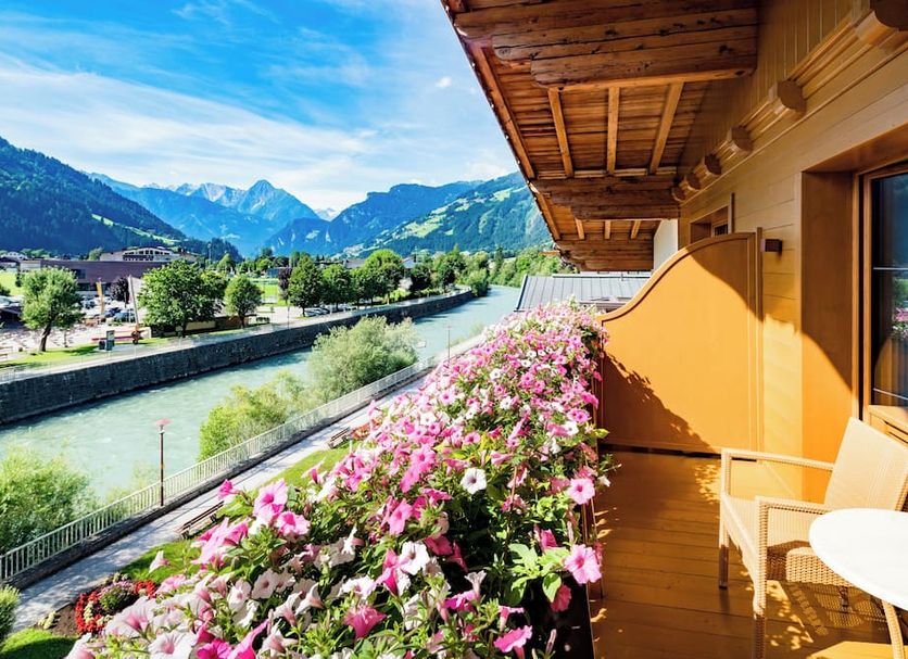 Balcony Photo