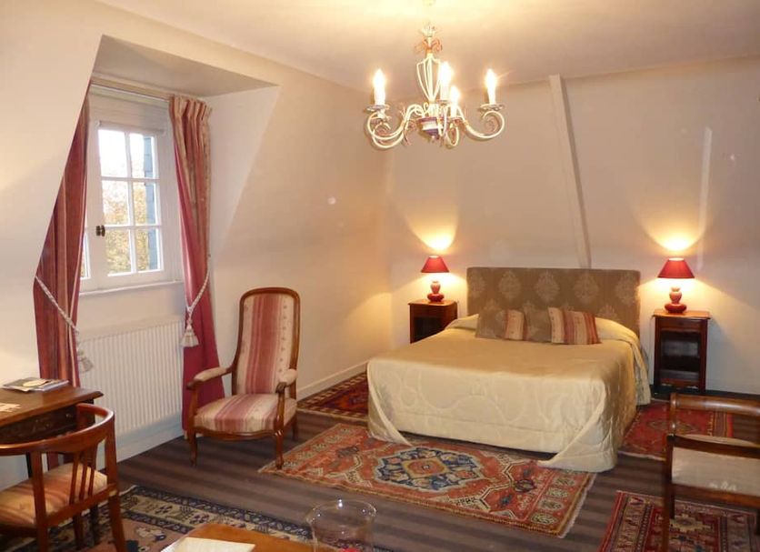 Bedroom Photo