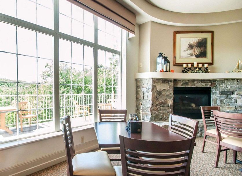 Dining room Photo