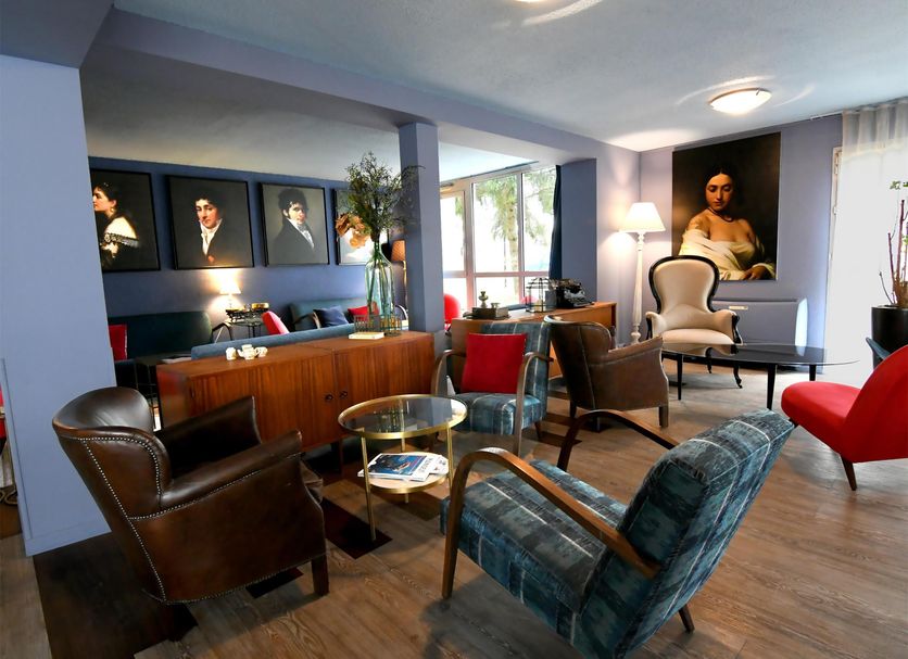 Lounge Photo