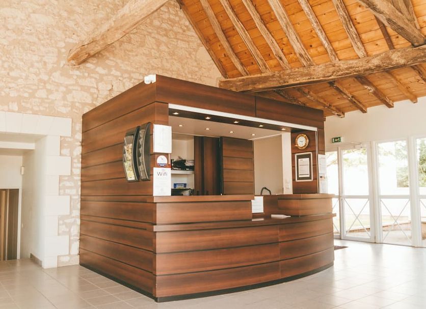 Front desk Photo